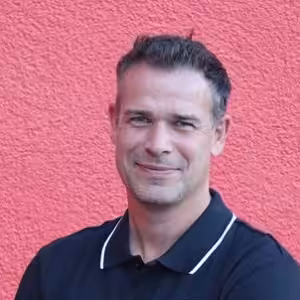 Dr. Sebastian Schneider